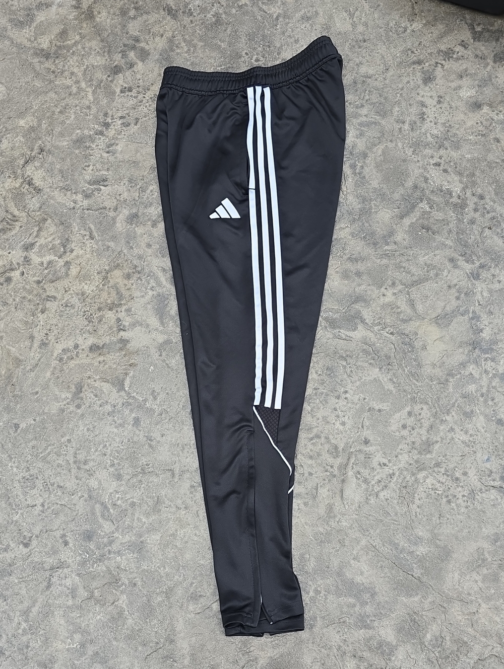 adidas Men's Black Jogger Pants with White Stripes AEROREADY Size SMALL EUC